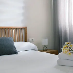 https://apartamentos-livin4malaga.es-andalucia.com